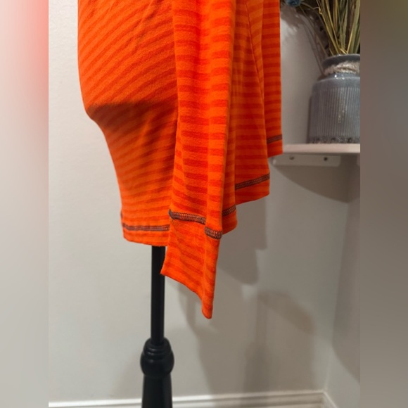 Live and Let Live Vibrant Orange/ Black Beaded Black Cat, Green Eyes, Top size L - Picture 4 of 11